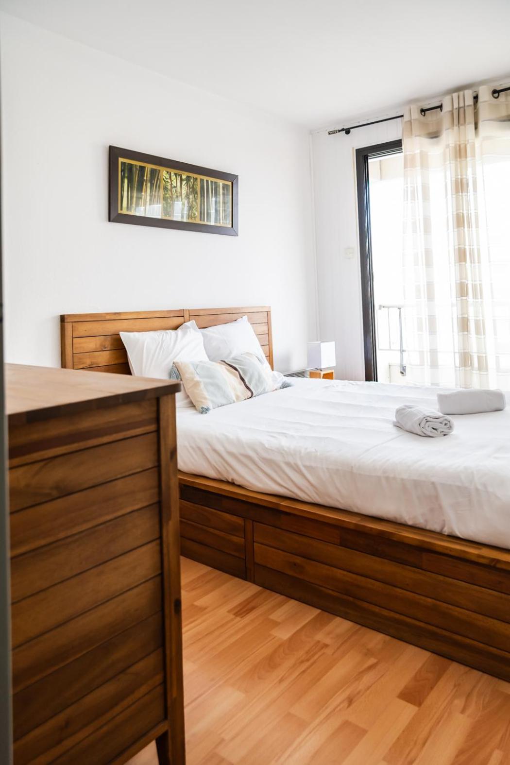 Aiguillon, 4 Pers, à 5min à Pied, Parking Appartement Arcachon